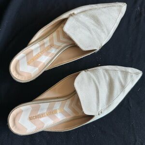 Nicholas Kirkwood Cream Pointed Mules size 39